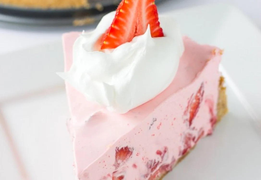 Cu aceste fructe de sezon poţi prepara cele mai delicioase deserturi. Şi nici nu trebuie să petreci mult timp în bucătărie!