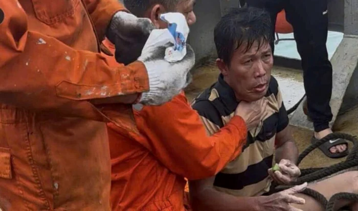 Phan Duy Quang după ce a fost salvat FOTO: Hai Nam 39