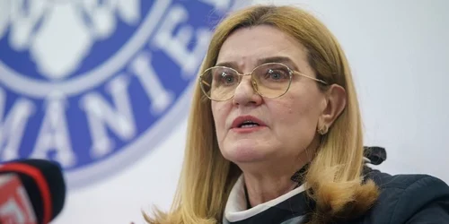 elisabeta lipa facebook jpg