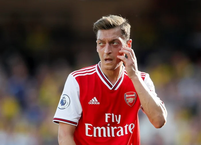 Mesut Ozil i-a deranjat pe chinezi, dar şi pe oamenii de la clubul său.