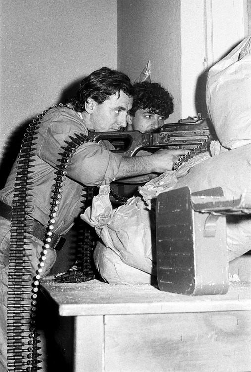 imagini inedite din timpul revolutiei din 1989 hunedoara foto muzeul castelului corvinilor