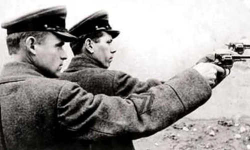 Sovieticii şi «spionajul activ» din România jpeg