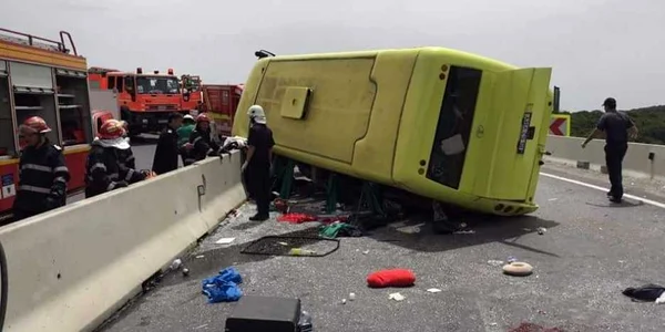 Accidentul de la Perşani s-a produs într-o curbă periculoasă. FOTOISU Braşov