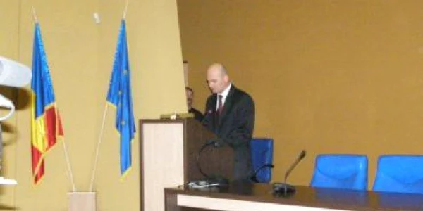 NEAMŢ: Numiri în funcţii la serviciile deconcentrate