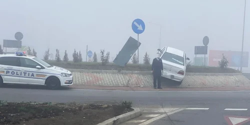 accident sens giratoriu FOTO DRDP Iasi jpeg