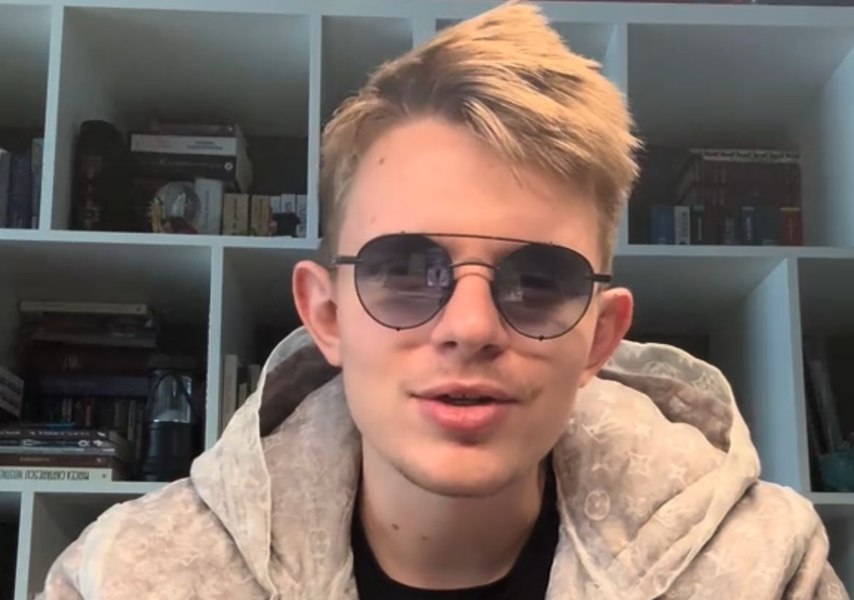 Fiul Laurei Vicol, inculpată în dosarul Nordis, sfidează românii pe TikTok: „Eu stau la Monaco, voi nu. Eu port geci de 5.000 de euro, voi nu”