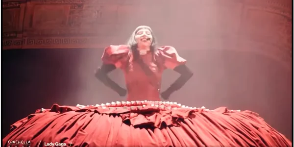 Lady  Gaga captura Facebook Lorenzo Schafer png
