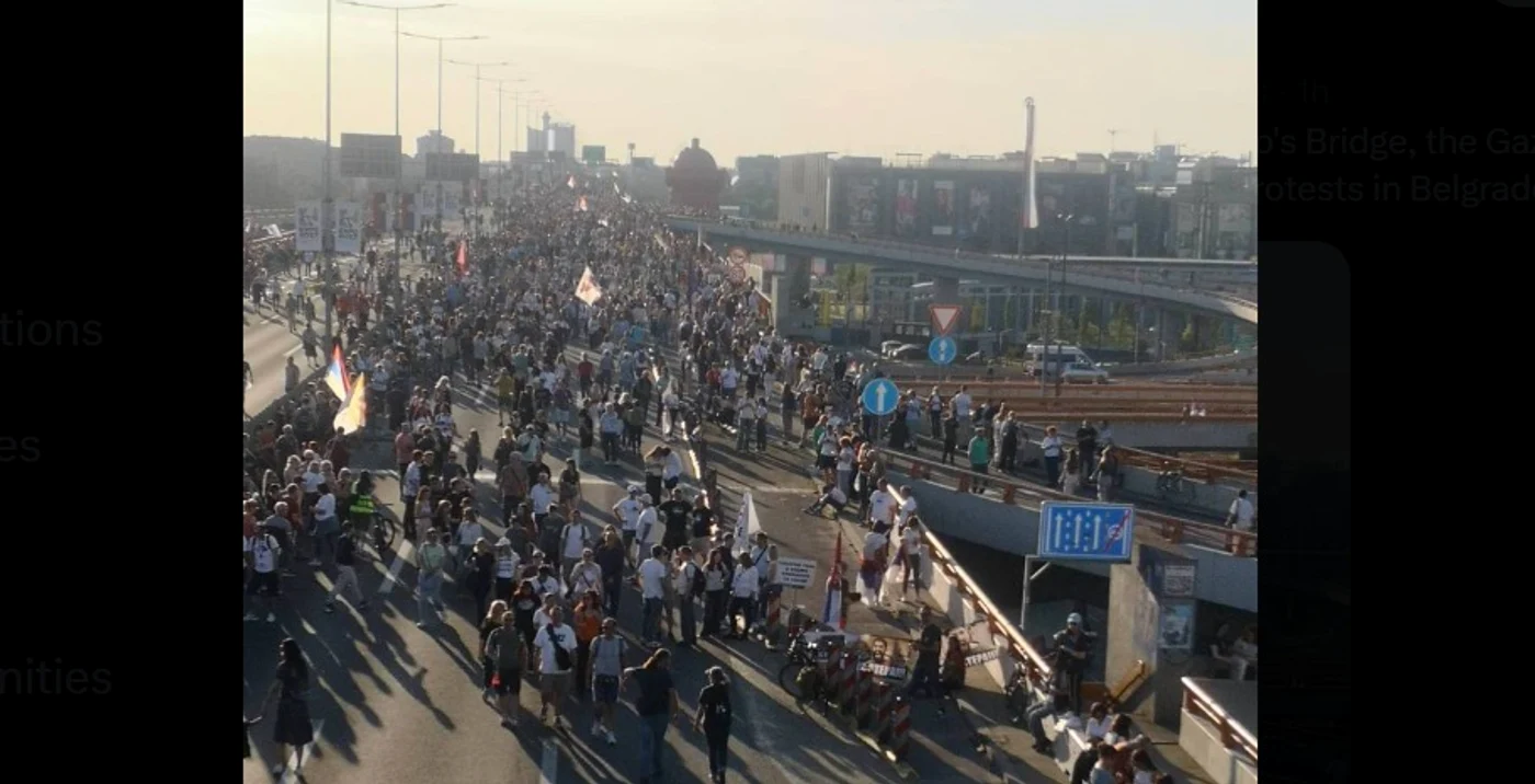Protestatarii au blocat două poduri din Belgrad Foto: National Independent/X
