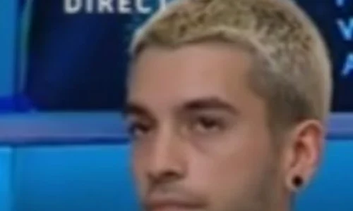 David este foarte atașat de mama lui jpeg