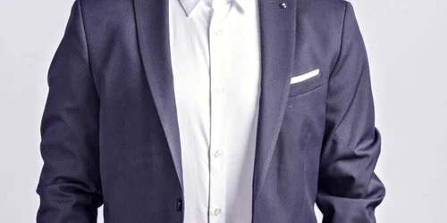 cosmin selesi foto antena 1