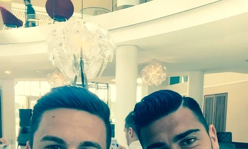 Românul Gardoş şi italianul Pelle sunt colegi la Southampton, în Premier League jpeg