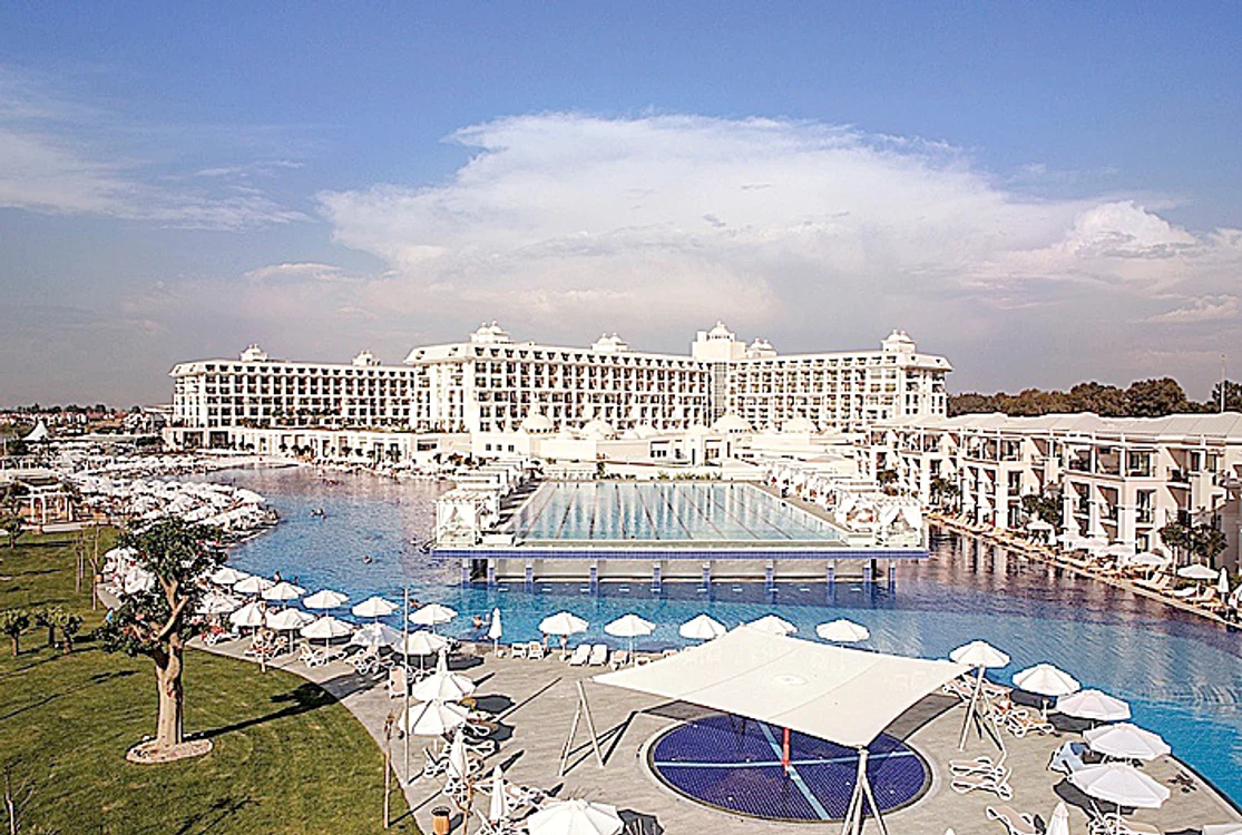 Aşa arată resortul din Turcia, unde  a cântat sâmbătă solista noastră