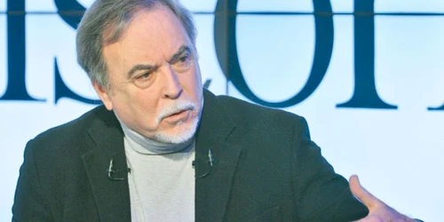 Richard H. Cummings (67 de ani) a fost, timp de 15 ani, responsabilul de securitatea postului Radio Europa Liberă  