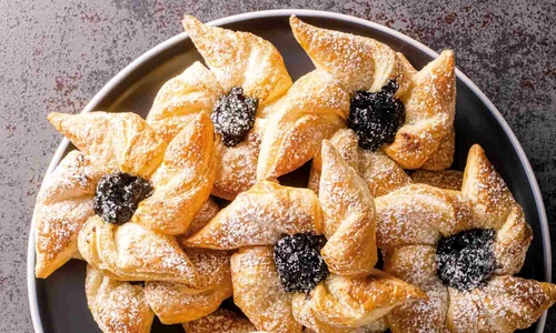 stelute cu gem de prune jpg