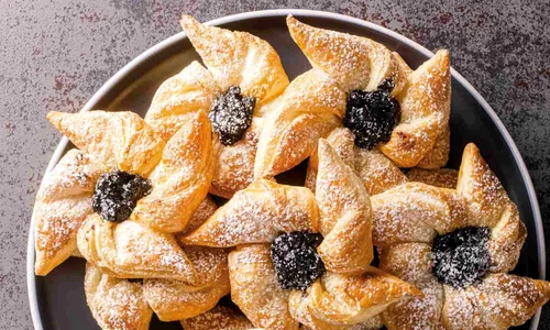 stelute cu gem de prune jpg