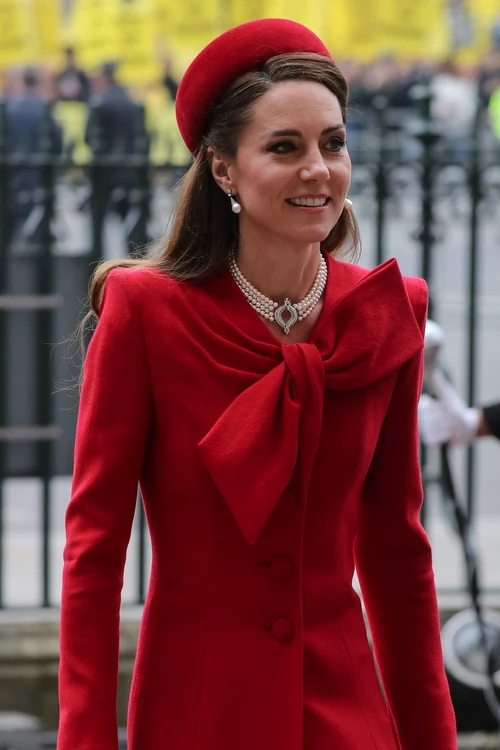 Kate Middleton a purtat colierul cu perle al Reginei Elisabeta a II-a (Foto: Profimedia)