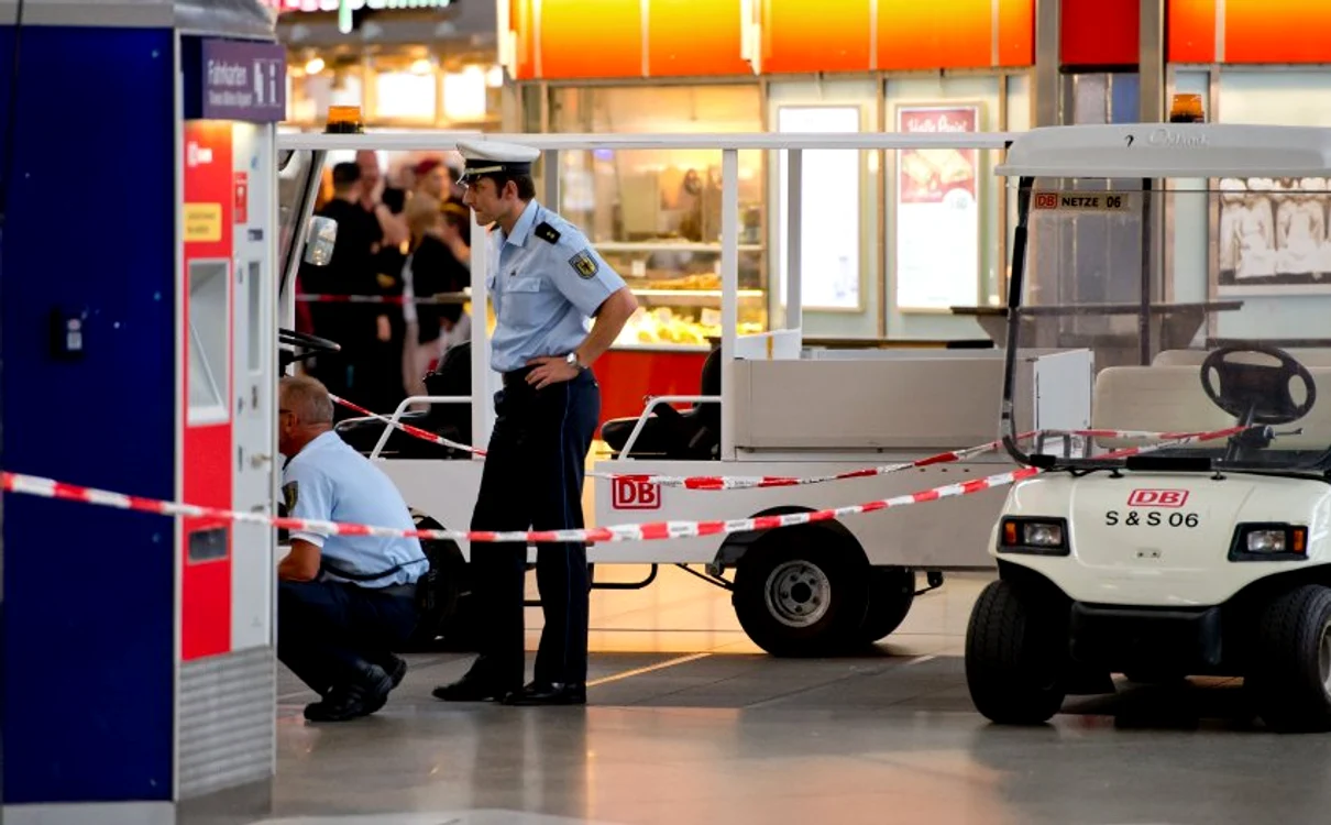 
    Stația de tren Munchen Hauptbahnhof a fost evacuată pe fondul amenințării teroriste Sursă: Twitter  