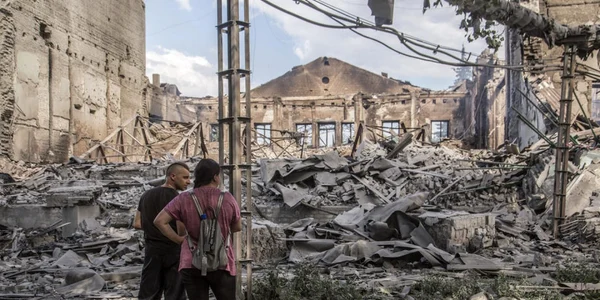 Razboi Ucraina Rusia 18-19 mai 2022  evacuare civili Lisceansk FOTO EPA-EFE