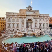 Fontana di Trevi, Roma FOTO shutterstock 
