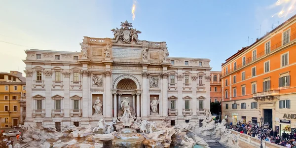 Fontana di Trevi, Roma FOTO shutterstock 