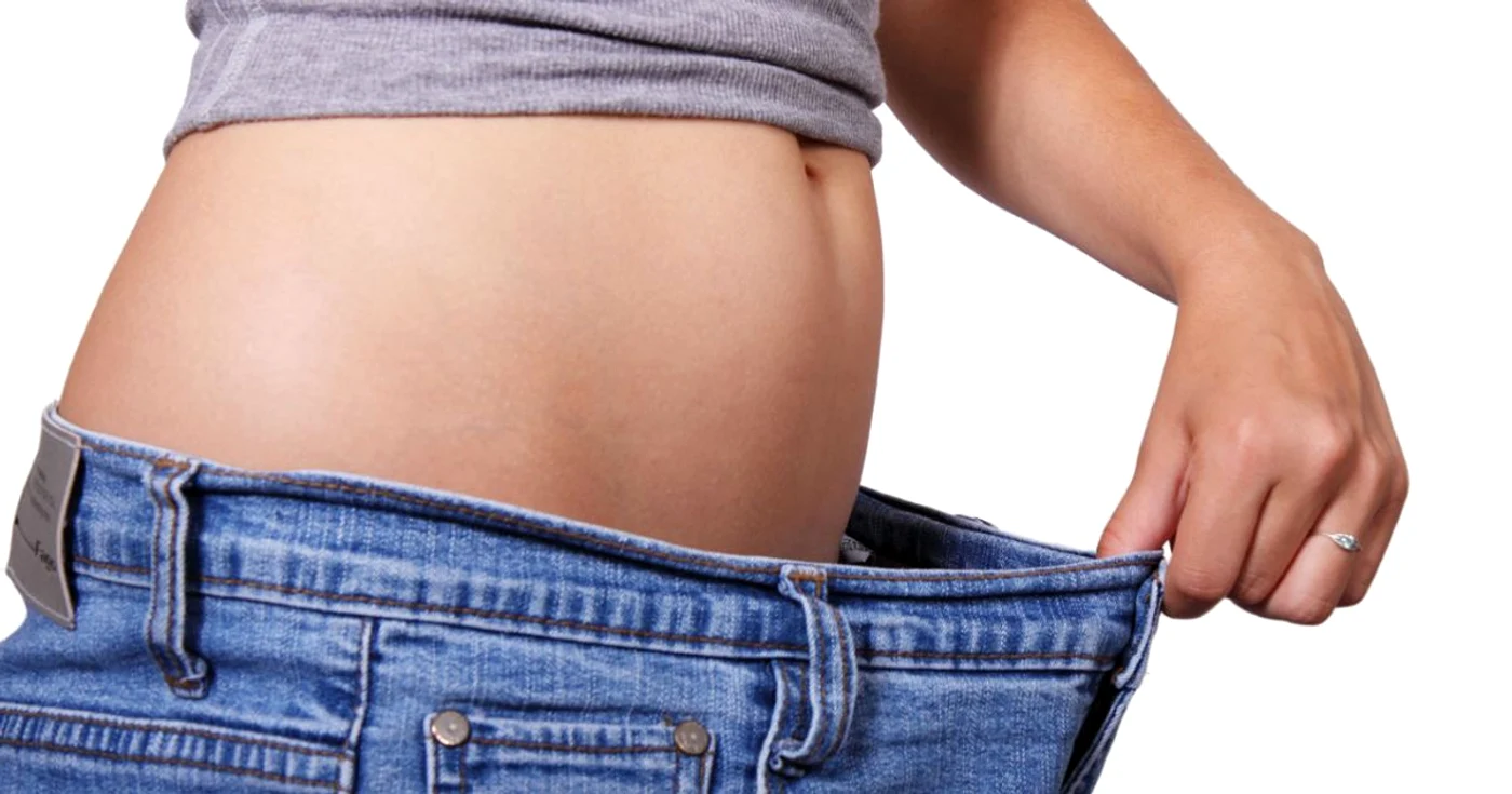
		    
		    
		    
		    
		    
		    
		    
		    Oamenii sunt dispuși să se supună la riscuri pentru a pierde câteva kilograme. 		    		    		    		    		    		    		