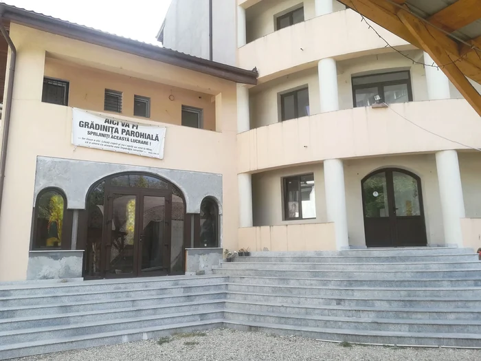 Aceasta este clădirea  altarului de vară  de la biserica unde slujea părintele. Foto: Adrian Popescu