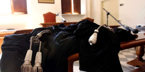 Patru bistriţeni au luat examenul de stagiatură
