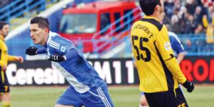 Mihai Costea (numărul 9) a închis tabela prin reuşita sa din minutul 36