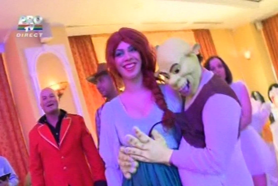 Petrecere de basm pentru fiul Andrei şi al lui Măruţă (Foto: Captură Video ProTV)