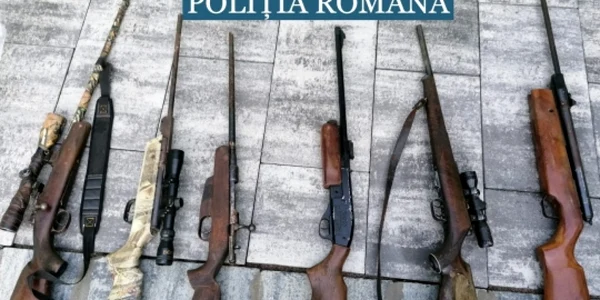 Câteva dintre armele confiscate în Covasna FOTO IPJ Covasna