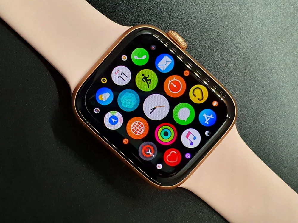 Apple Watch seria 5 FOTO Adrian Pogîngeanu
