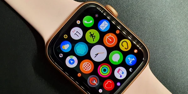 Apple Watch seria 5 FOTO Adrian Pogîngeanu