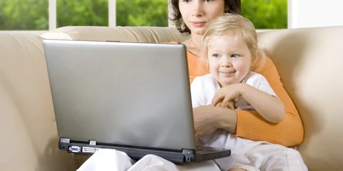 Norvegia este una dintre cele mai potrivite ţări pentru a fi mamă FOTO: SHUTTERSTOCK
