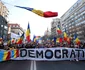 Reprezentanți ai partidului AUR și simpatizanți ai acestora și ai candidatului independent Călin Georgescu participă la o acțiune de protest cu titlul „Miting pentru democrație“ în București. FOTO Inquam Photos / George Călin