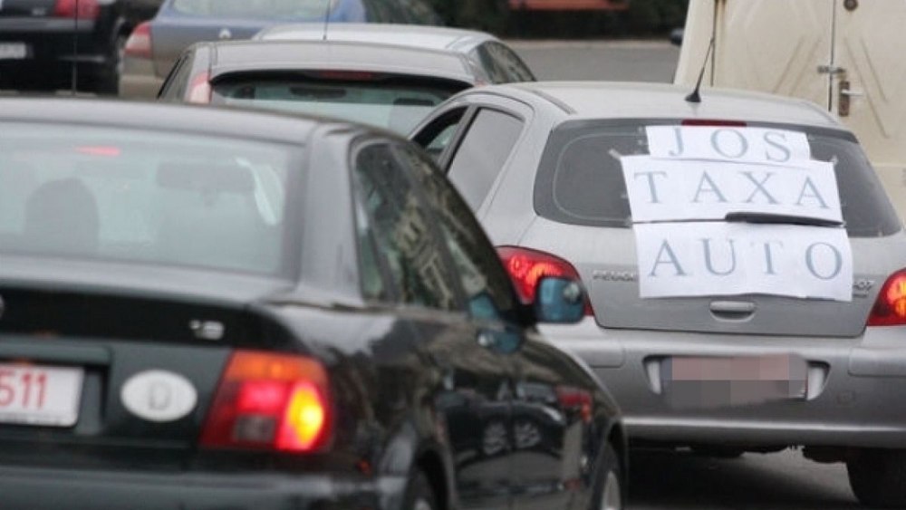 Producătorii auto cer modificarea formulei de calcul a impozitului auto: Mașinile noi sunt taxate mai mult decât cele vechi