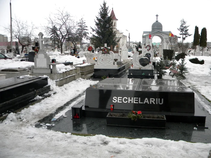 Cavoul din Cimitirul Central din Bacău