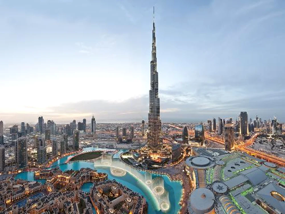 Centrul Dubaiului aşteaptă turiştii români