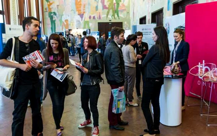 Locuri de muncă pentru studenţi FOTO Adevărul