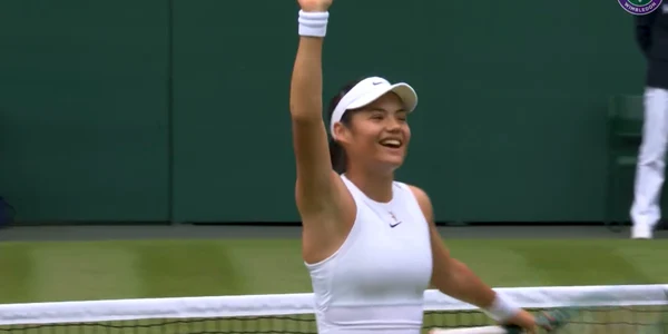 Emma Răducanu, victorioasă în primul tur la Wimbledon. FOTO captură WImbledon Facebook