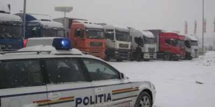 Accesul mașinilor de mare tonaj spre județele aflate sub cod portocaliu este interzis 
