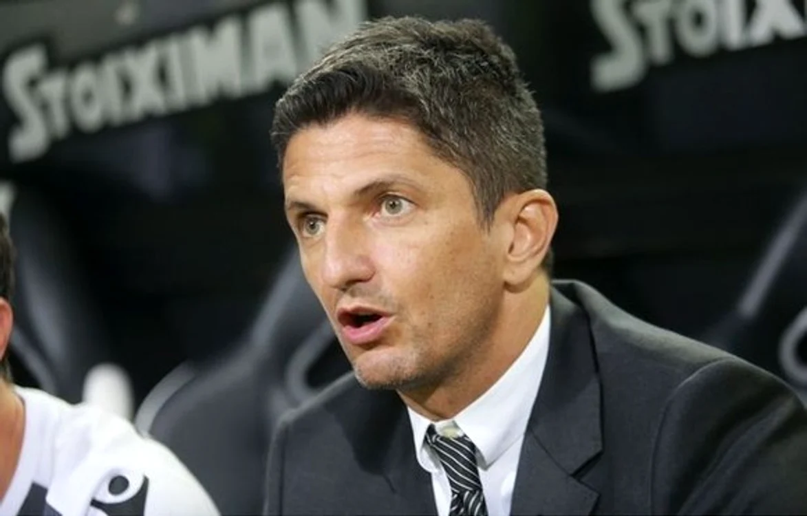 
    Răzvan Lucescu  