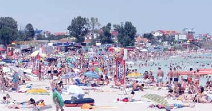 Constanta: Două burse de turism pe litoral