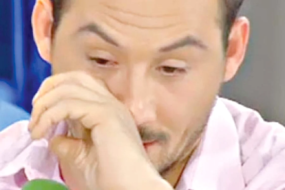 Andreea Mantea şi Ştefan  Stan sunt împreună de două  luni. Săptămâna trecută s-au  despărţit, dar luni cei doi au  mai dat o şansă relaţiei lor (CAPTURI: ACASĂ)