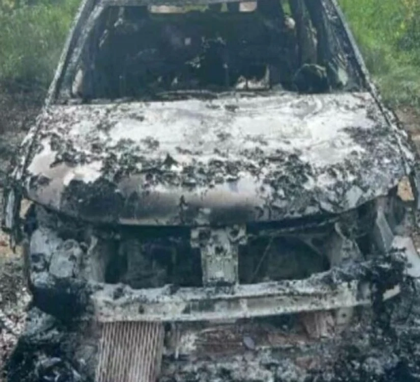 Mașina încendiată   Foto: captură Pro tv