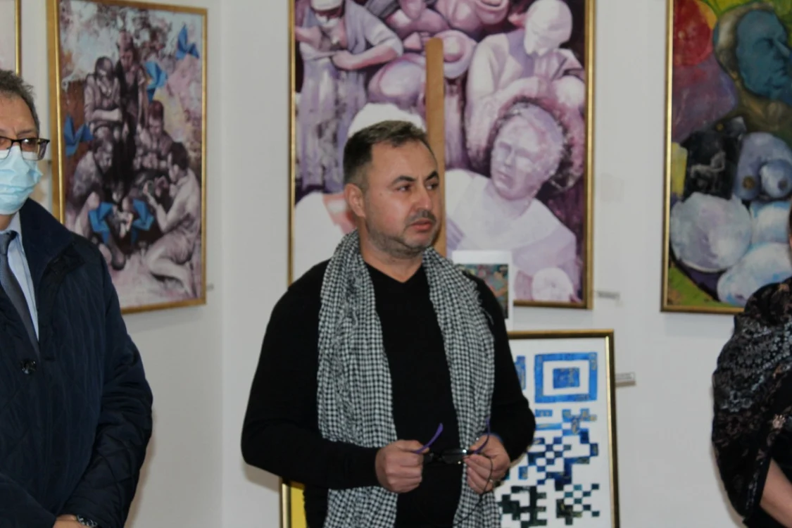 Pictorul Florin Preda Dochinoiu a condus Poliţia din Motru                                         Foto: Alijn Ion