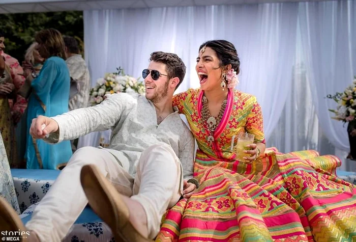 Nick Jonas şi Priyanka Chopra FOTO Mega