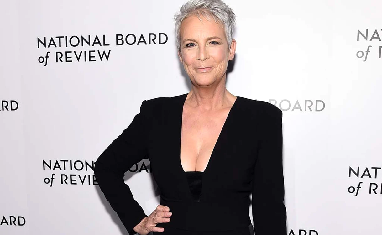 
    Jamie Lee Curtis,  61 de ani,  a făcut senzație  în Manhattan,  New York, SUA  