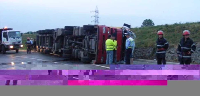 Accidentul a avut loc în această seară, pe centura Aradului