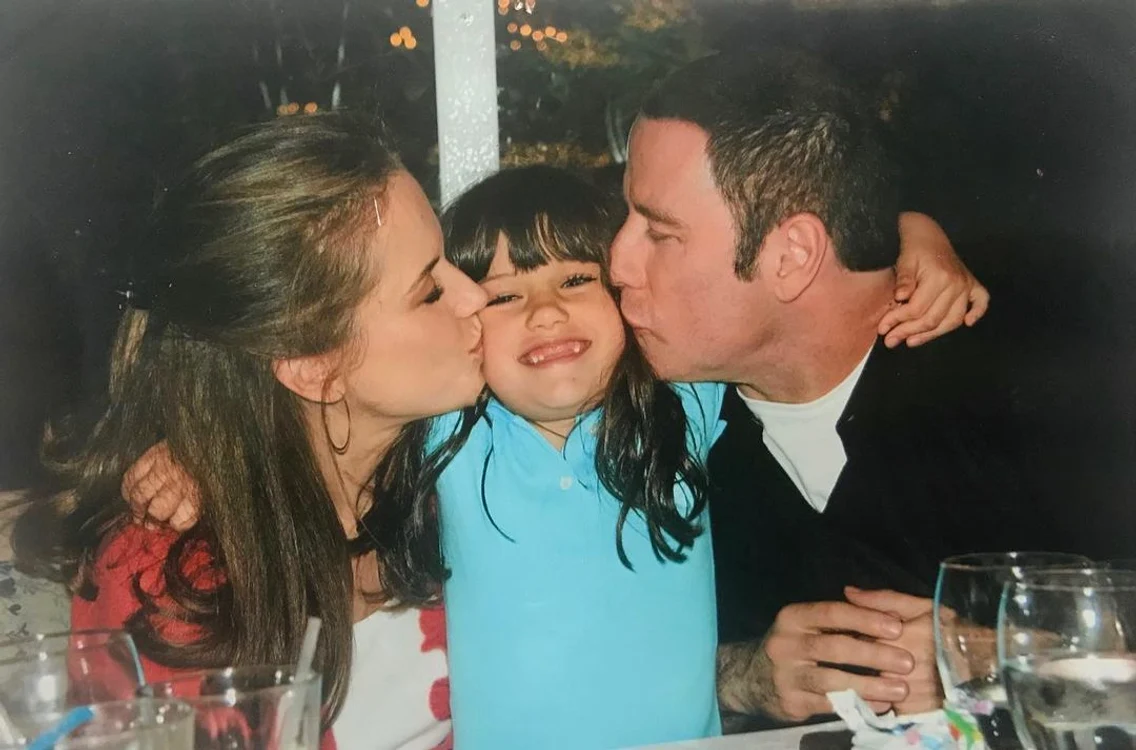 2 ella si john travolta3 jpg jpeg