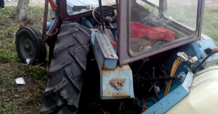 Accident tractor